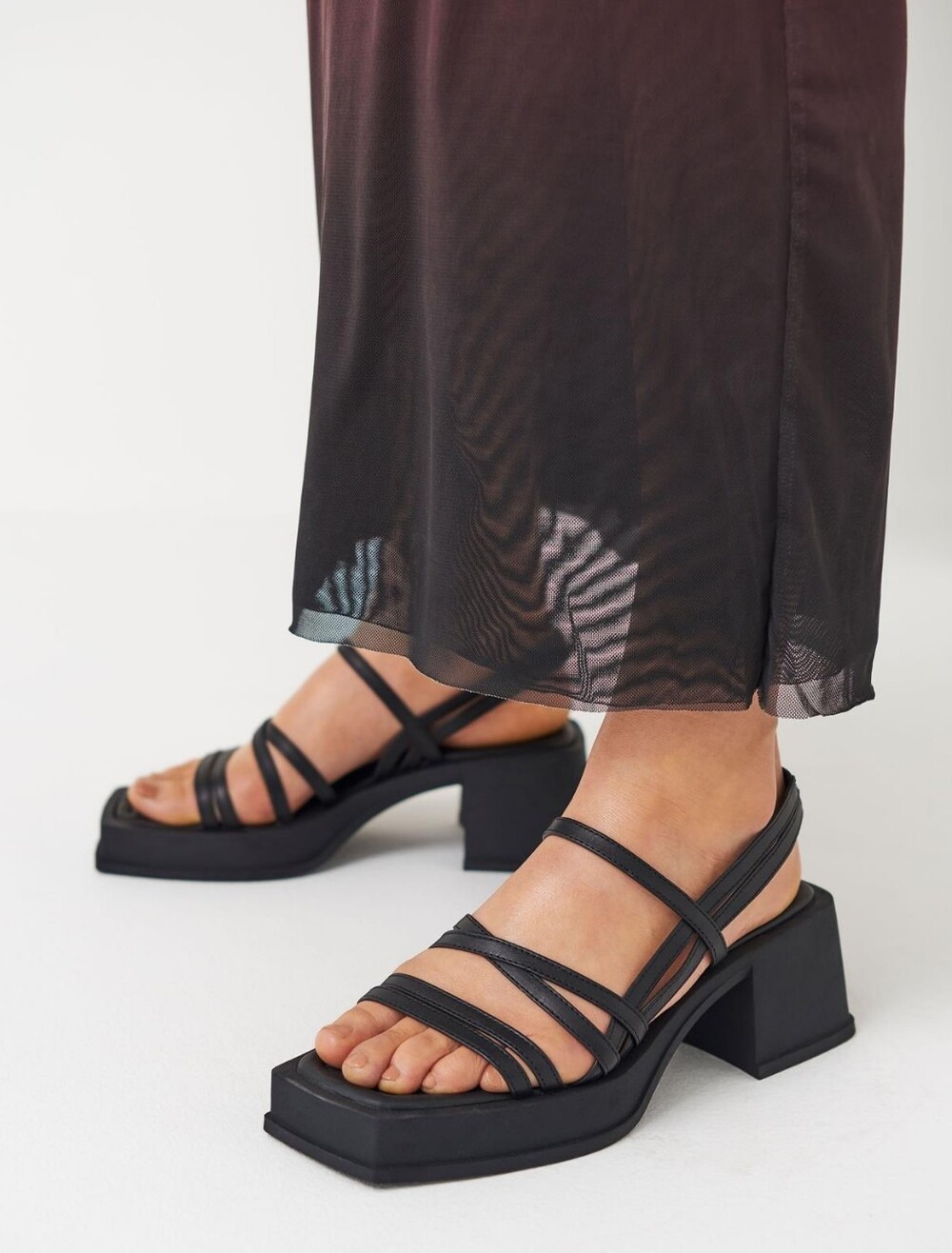 Vagabond Black Hennie Strappy Block Heel Sandals